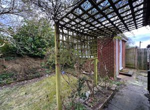 Photo 21- click for photo gallery